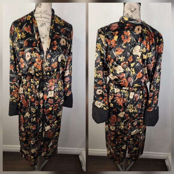 Be Fur Real Faux Fur Kimono Womens OS One Size Floral Velour Victorian Gothic - Picture 3 of 14